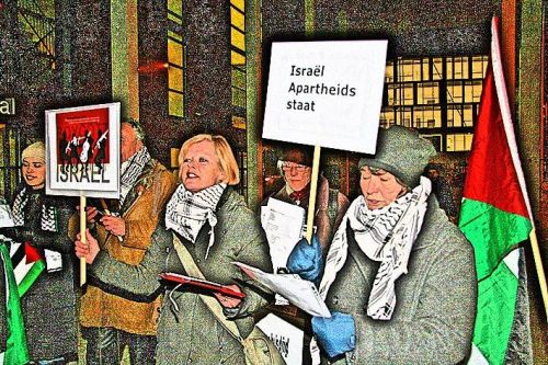 Dutch campaigners confronted Israel's Jerusalem Quartet with a choral protest in Rotterdam on February 12
